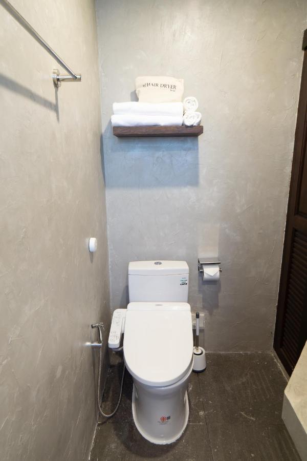 Lo-Ha Guest House, Contactless Check-In Bangkok Exterior photo