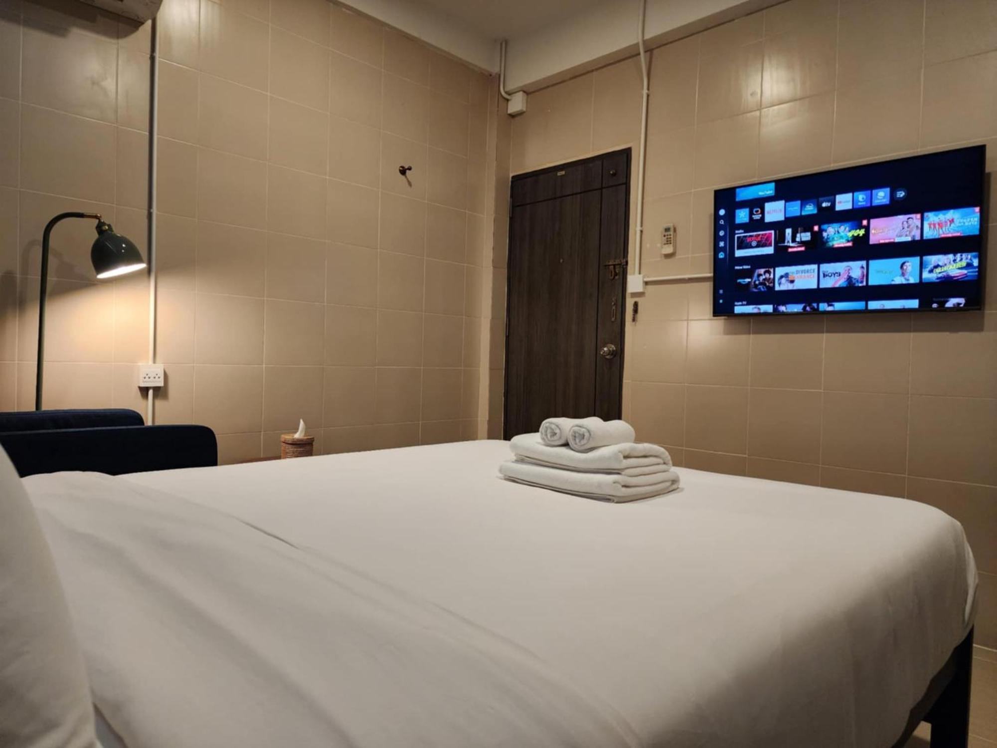 Lo-Ha Guest House, Contactless Check-In Bangkok Exterior photo